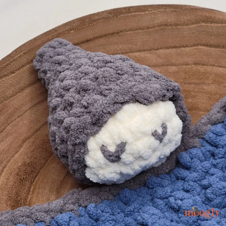 Sleepy Time Blanket Baby - face