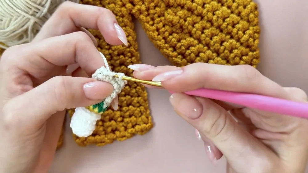 How to Crochet Eleven (Stranger Things) Amigurumi Tutorial [EN, ES, DE Sub] 4