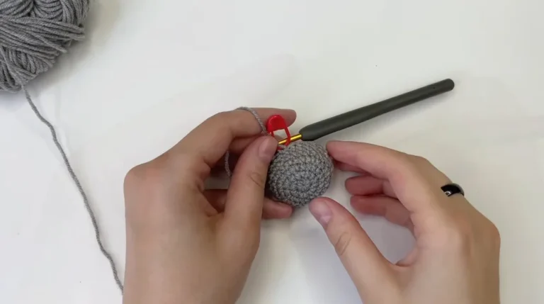 No-Sew Baby Seal Free Crochet Pattern with Amigurumi Tips