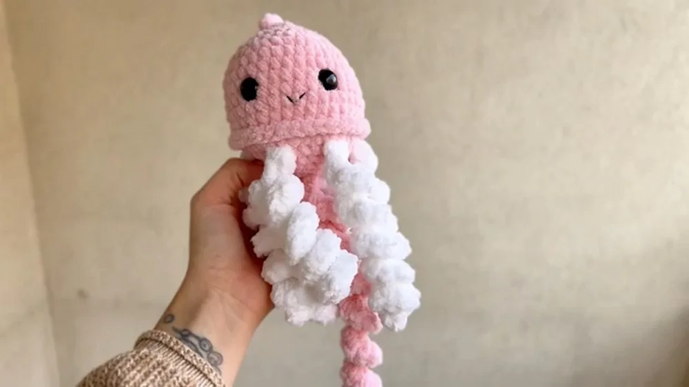 Easy Crochet Jellyfish Amigurumi 🪼 Step-by-Step Tutorial (Beginner Friendly) 10