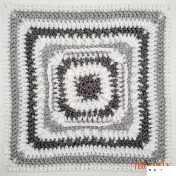 Moogly CAL Block 16
