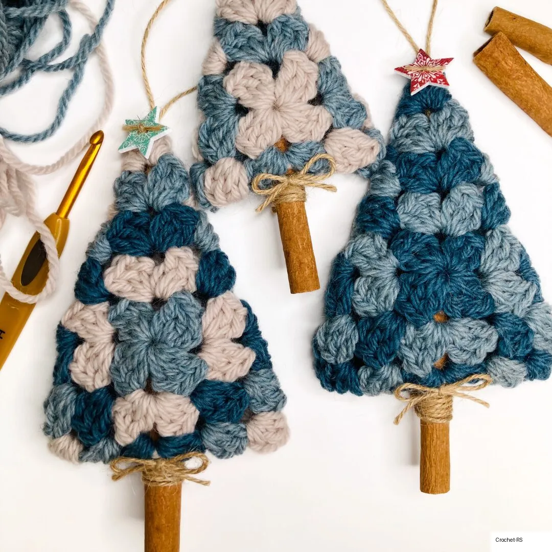 2. Granny Square Christmas Tree