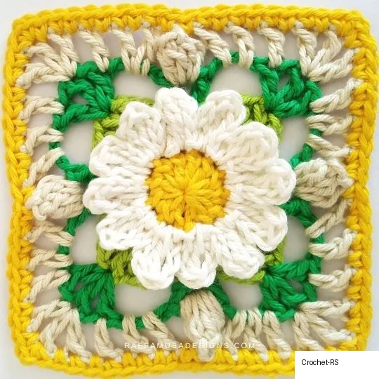 23. Lacy Daisy Granny Square