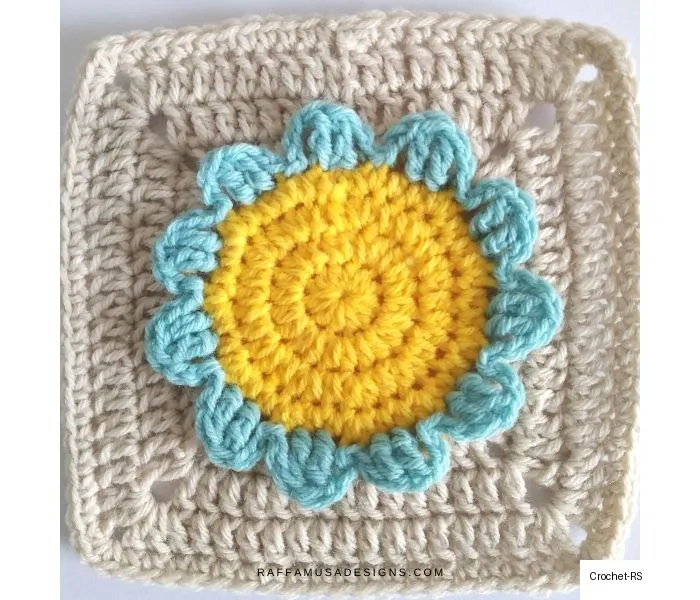 8. Simple 3D Flower Granny Square